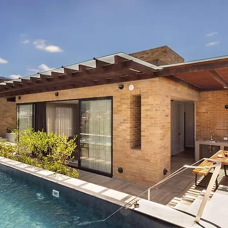 Cassa Luxury Homes 
